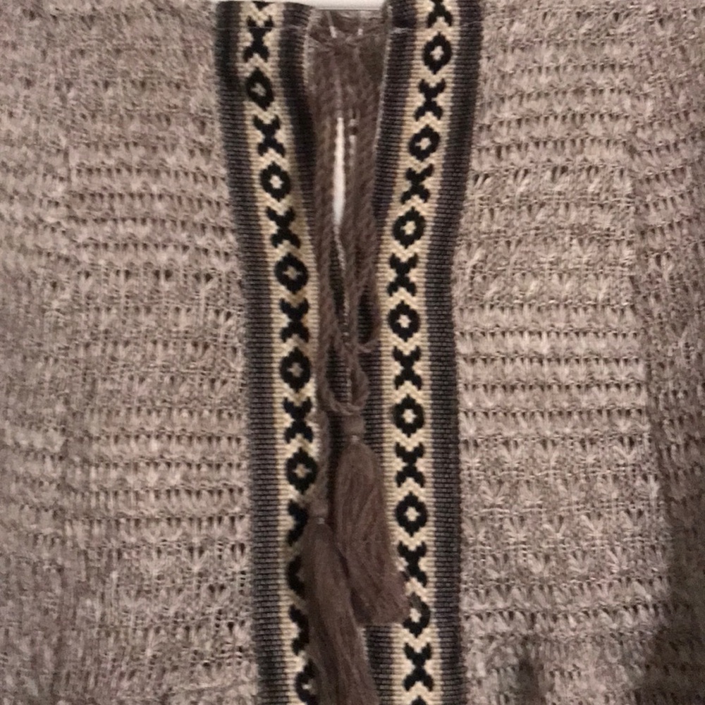Sweater - Picture 2 of 5